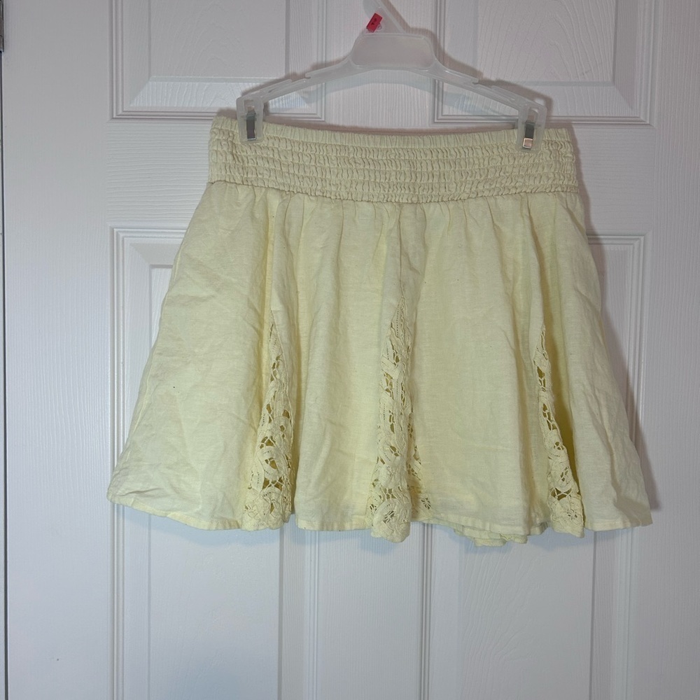 4/$20 American Eagle crochet skater linen blend smocked yellow skirt- size Small - Picture 5 of 8